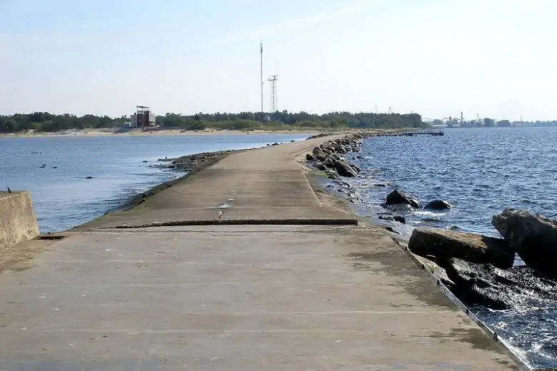 Mangaļsalas mols